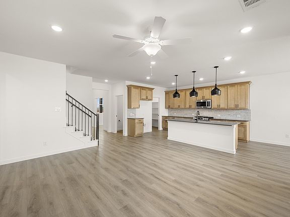 2nd image of 657 Tyronza Dr