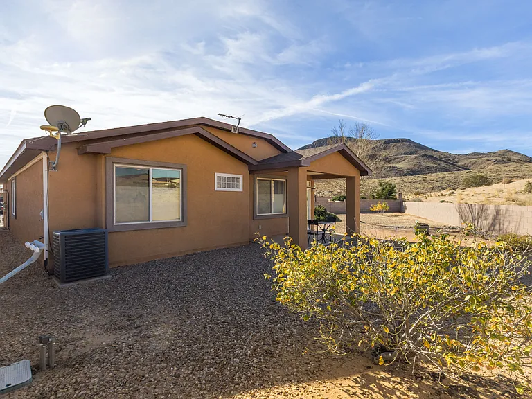 721 Promenade Trl SW — Photo 21
