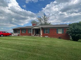 1705 Cardinal Rd, Galax, VA 24333