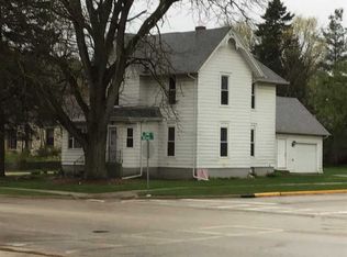 113 N State St, Poplar Grove, IL 61065