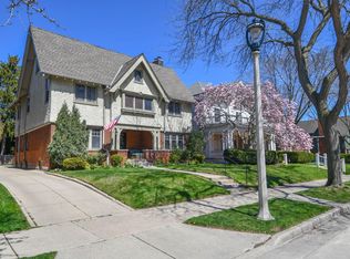 2728 E Bradford Ave, Milwaukee, WI 53211