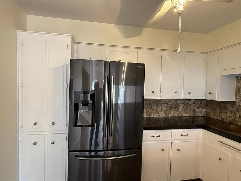 110 Timberview St — Photo 4