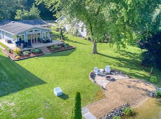 112 Archwood Cir, Brooklyn, MI 49230