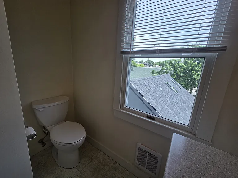 14 Hawkes St #3 — Photo 6