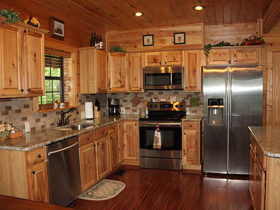 2nd image of 119 Larimar Ln