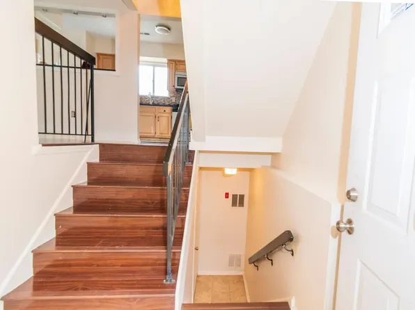 406 Madaline Dr, Avenel, NJ 07001