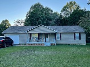 458 Halfway Halifax Rd, Scottsville, KY 42164