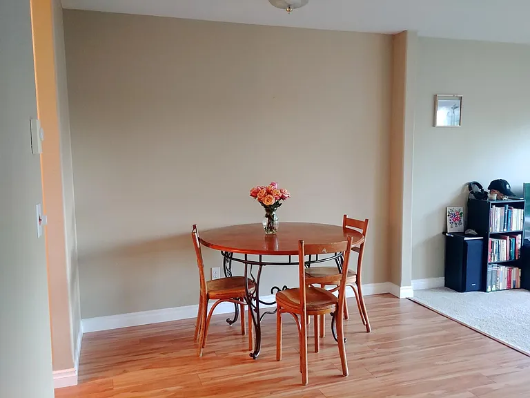 3183 NE Flintlock Pl — Photo 6