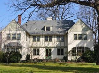 678 Ely Ave, Pelham, NY 10803