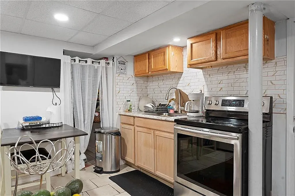1 bed, 650 sqft, $1,450 — Photo 3