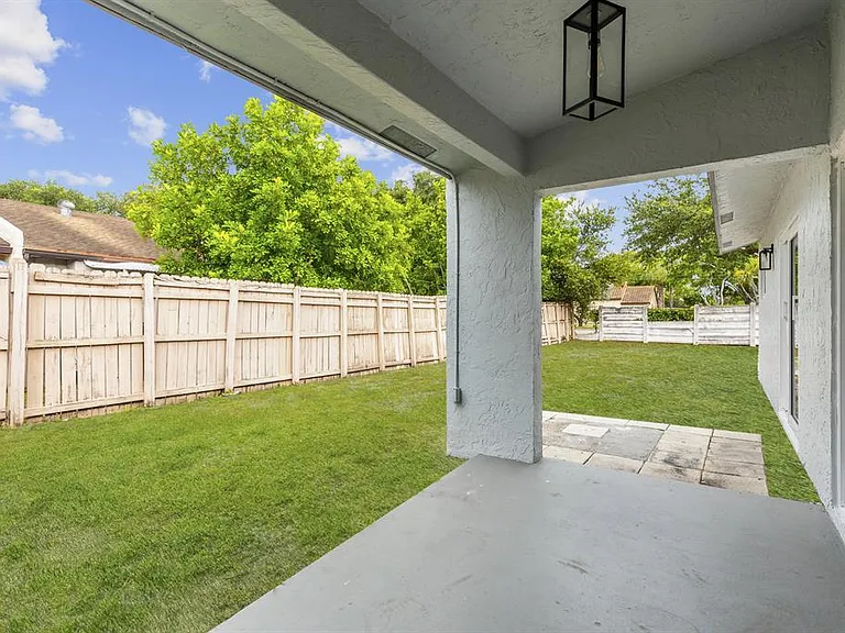 6993 NW 29th Way — Photo 12