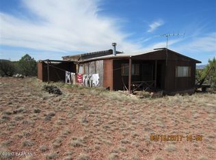 66 Sunny Acres Way, Ash Fork, AZ 86320