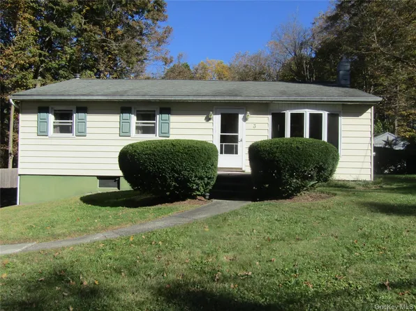 3 Marshall Drive, Poughkeepsie, NY 12601