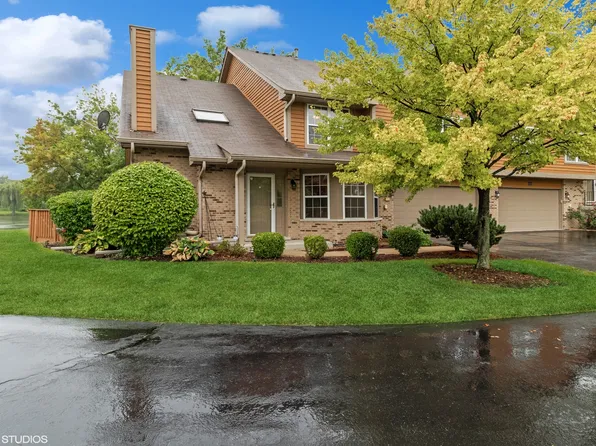 8072 Capra Trl, Darien, IL 60561