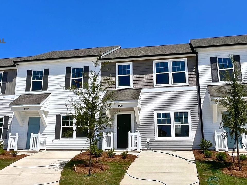 1st image of 11016 Woodland Creek Way