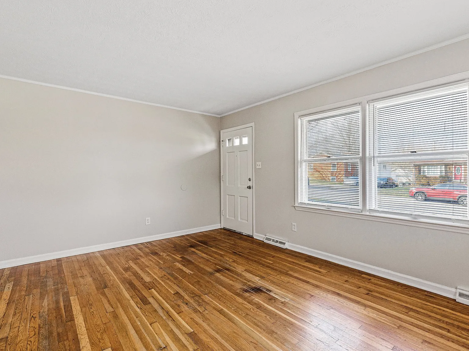 3633 King Arthur Drive - 1 — Photo 4