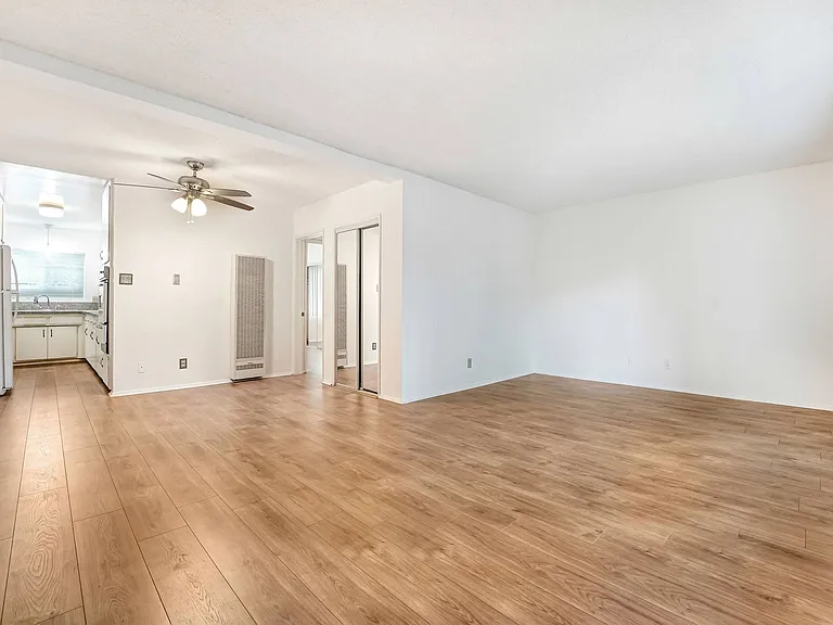 1128 7th Street — Photo 3
