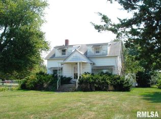 144 N Depot Rd, Wataga, IL 61488