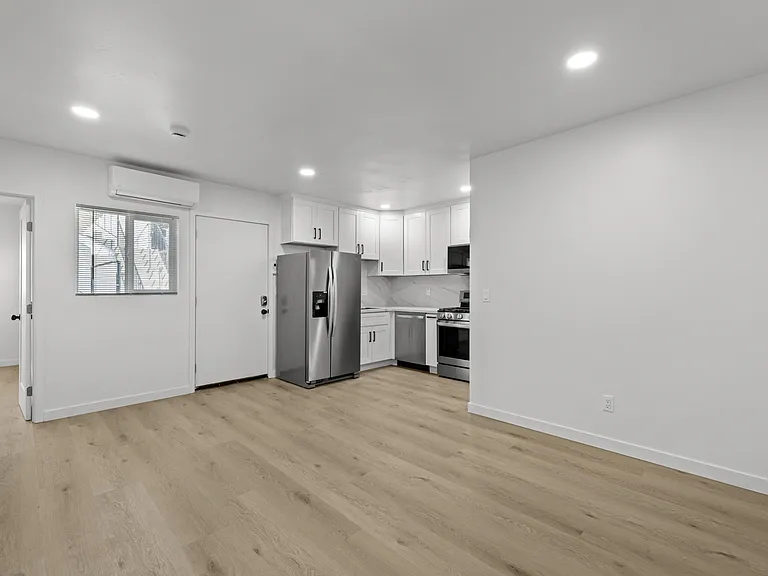3935 Louisiana St #1/2 — Photo 3