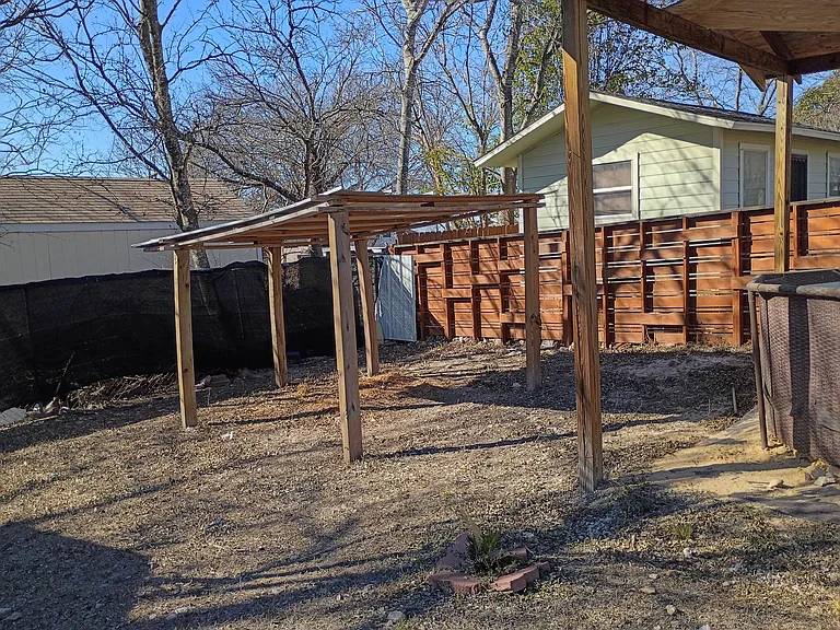 5218 Bluff St — Photo 26