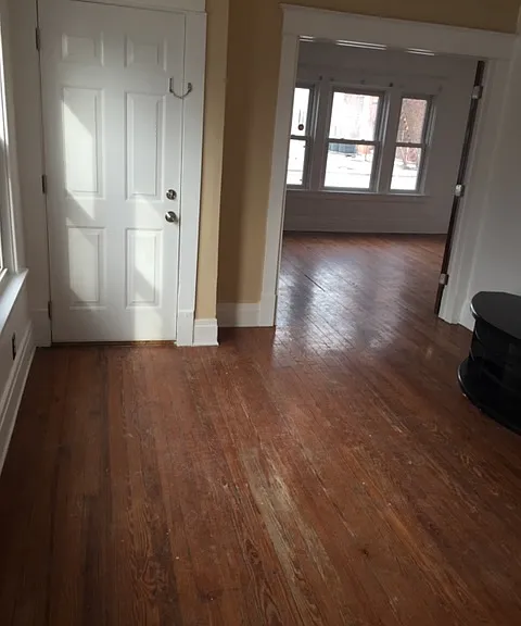 80 10th St #2 — Photo 6