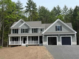 26 Tallarico St #21, Litchfield, NH 03052