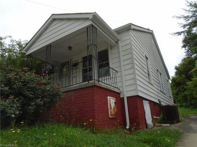 815 Camel Ave, Winston Salem, NC, 27101