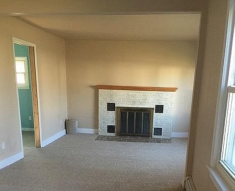 3rd image of 5756 Deering St