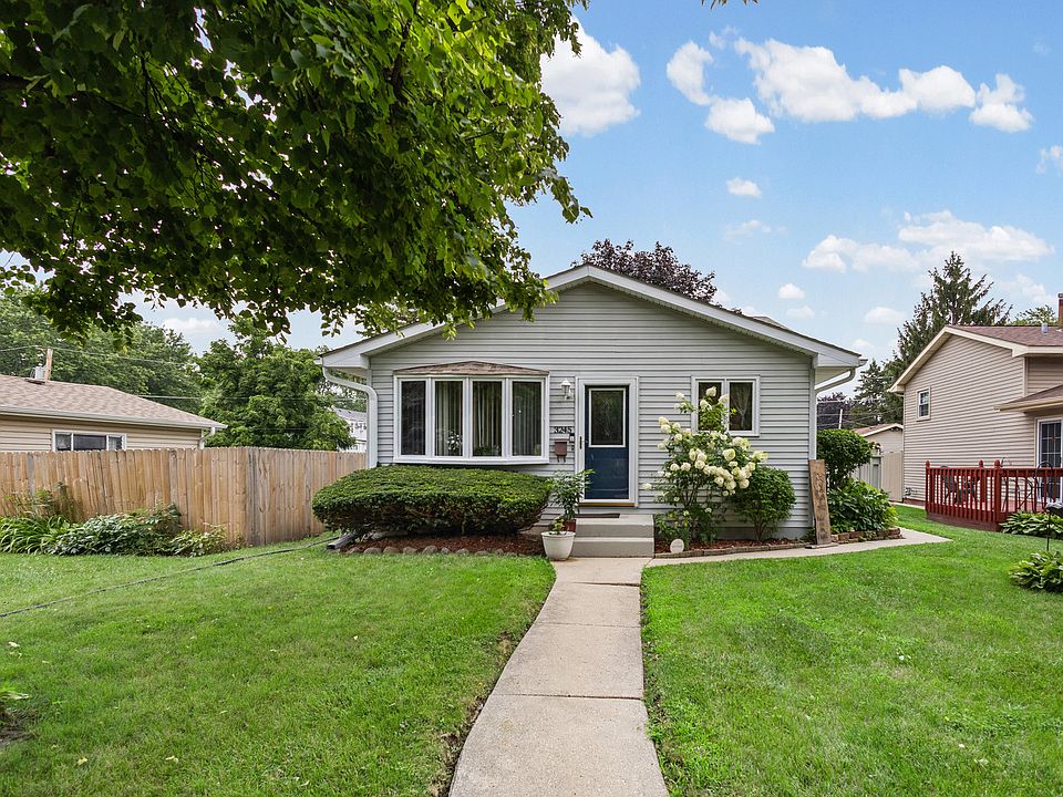 1st image of 3245 Gilboa Ave