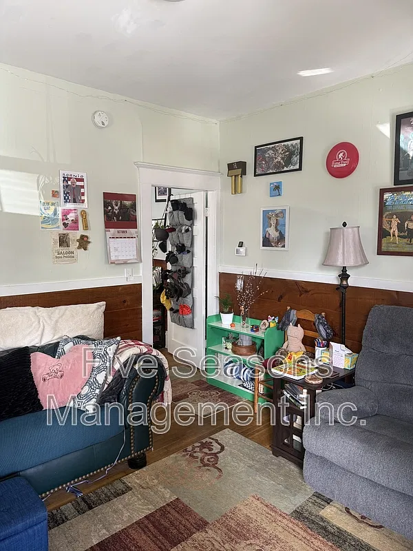1 bed, 1.0 bath, 600 sqft, $1,050 — Photo 2