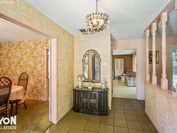 3rd image of 1855 Rockwood Dr