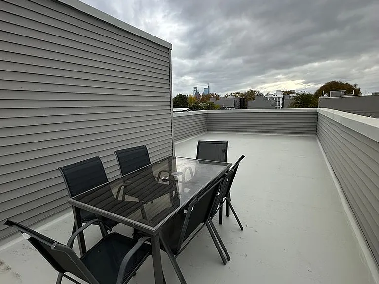 2631 W Oxford St #2 — Photo 22