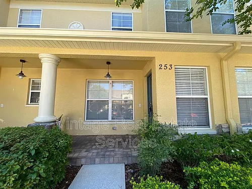 253 Castlekeeper Pl Photo 1