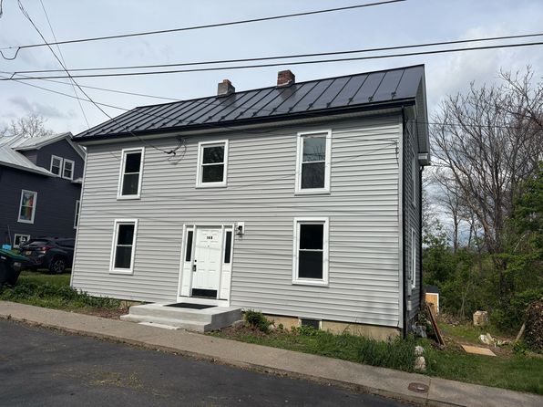 148 Sharpe St