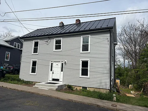148 Sharpe St Photo 1