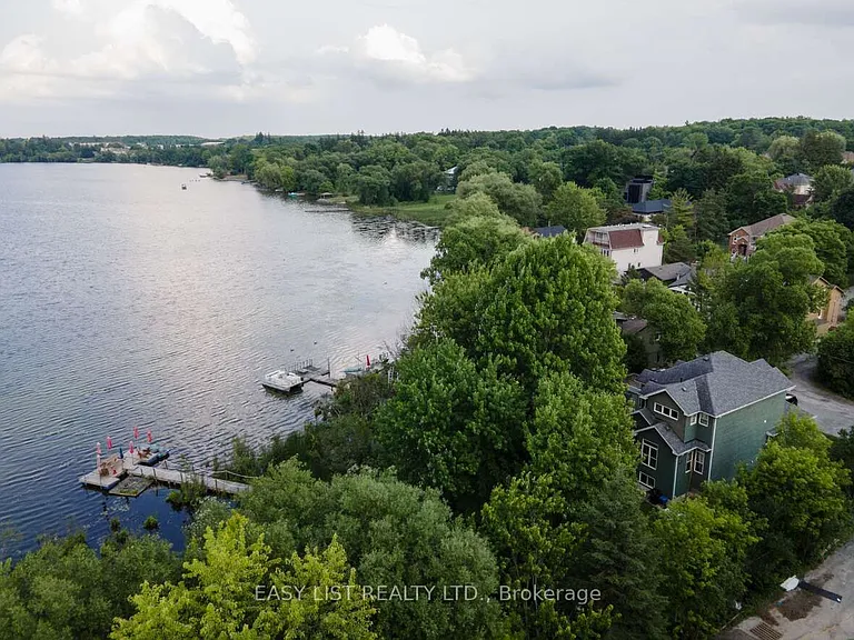 274 Douglas Rd #A — Photo 5