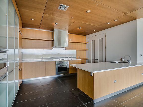 5th image of 6850 E Main St Unit 7704