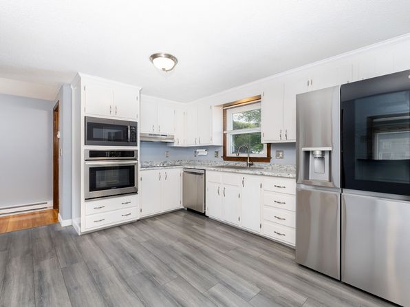 34 Silver Ln