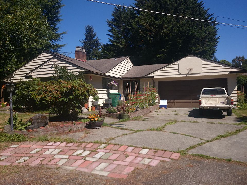 2nd image of 12008 10th Ave NW