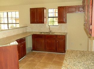 7013 Shorecrest Dr, Rowlett, TX 75089