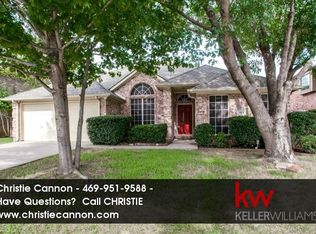 909 Carver Cir, Lewisville, TX 75077