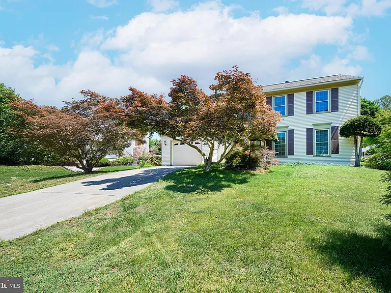 8508 Silverdale Rd — Photo 59