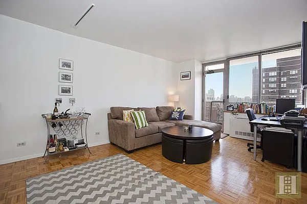 Rented by Halstead Real Estate | media 9