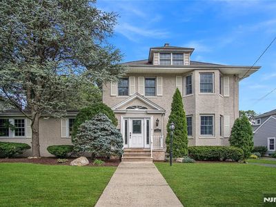 830 Summit Ave, River Edge, NJ, 07661