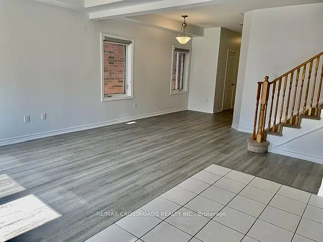3 bed, $2,450 — Photo 1