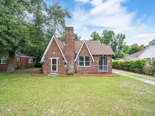 13 Victory Dr, Sumter, SC 29150