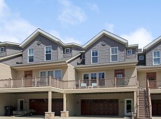 1653 S Shore Dr, Holland, MI 49423