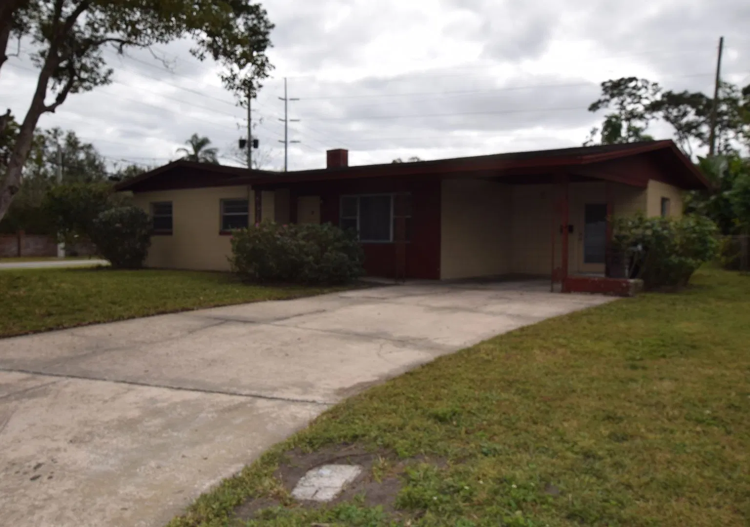 3 Bedroom, 1.5 Baths Single Family Home For Rent at 3538 Kramer Lane Orlando, FL 32806 — Photo 2