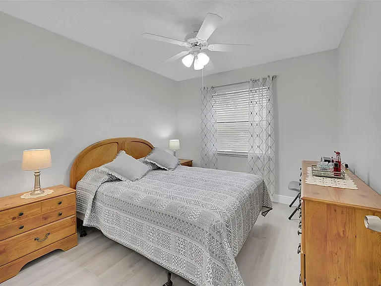 5133 Brisata Cir #P — Photo 26