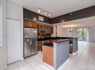 2138 Van Buren St APT 608, Hollywood, FL 33020